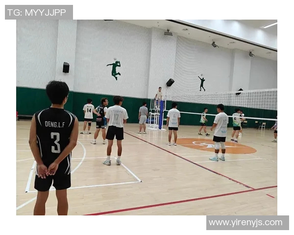 重庆排球队的奋斗与荣耀：一段不平凡的排球纪实之旅